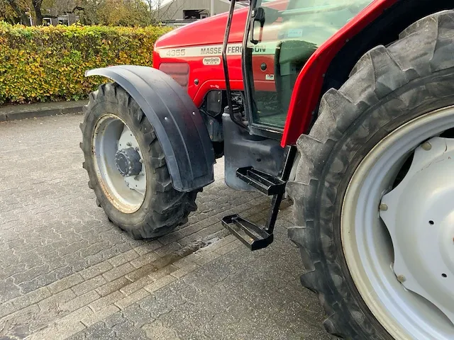 2002 massey ferguson 4355 powershuttle 24/24 vierwielaangedreven landbouwtractor - afbeelding 28 van  31