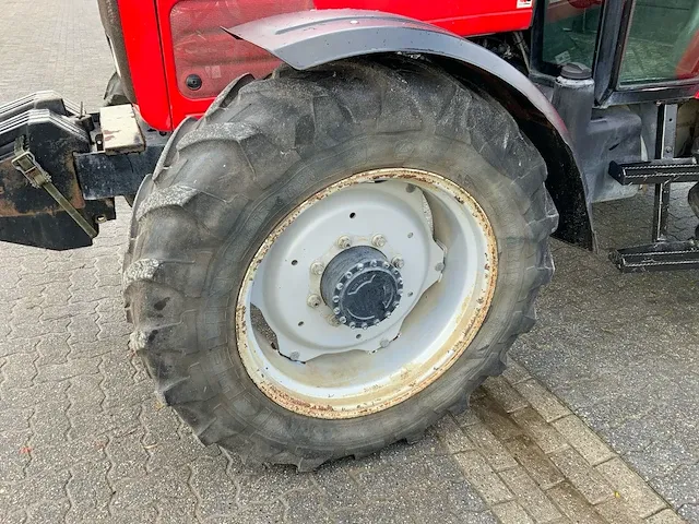2002 massey ferguson 4355 powershuttle 24/24 vierwielaangedreven landbouwtractor - afbeelding 31 van  31