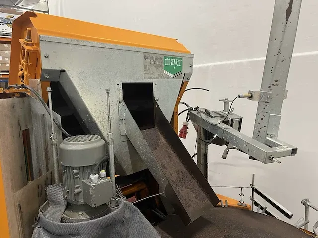2002 mayer tm1010 oppotmachine - afbeelding 2 van  27