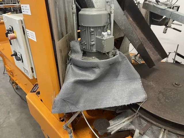 2002 mayer tm1010 oppotmachine - afbeelding 10 van  27