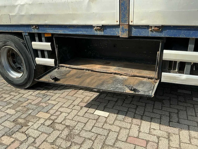 2002 mercedes-benz atego 950.53 vrachtwagen/oprijwagen - afbeelding 36 van  59
