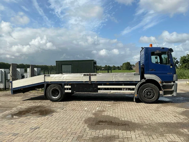 2002 mercedes-benz atego 950.53 vrachtwagen/oprijwagen - afbeelding 56 van  59
