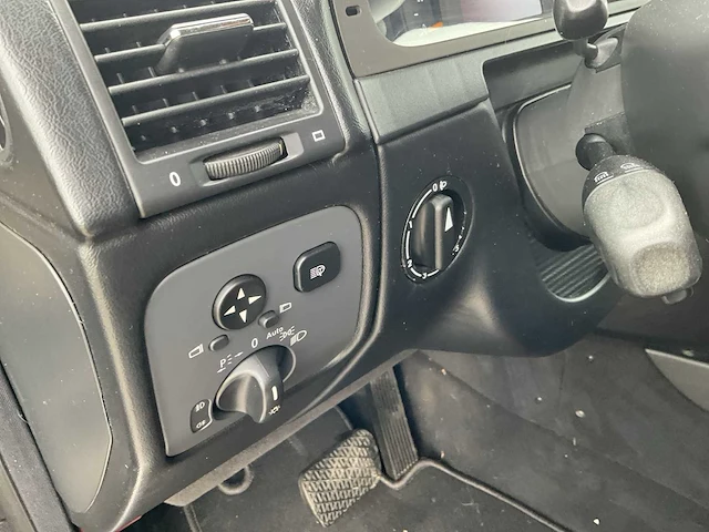 2002 mercedes-benz g-klasse g400 cdi lang bedrijfswagen - afbeelding 22 van  47