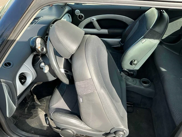 2002 mini mini personenauto - afbeelding 32 van  41