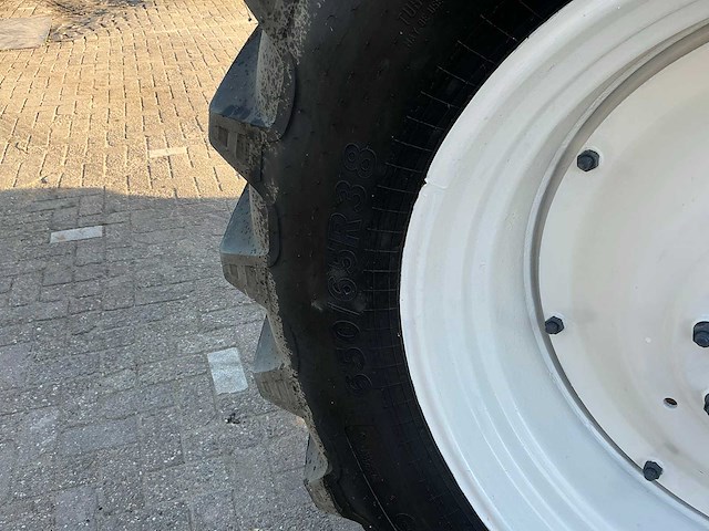 2002 new holland tm135 vierwielaangedreven landbouwtractor - afbeelding 19 van  40