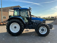 2002 new holland tm135 vierwielaangedreven landbouwtractor - afbeelding 37 van  40