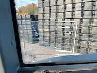 2002 new holland tm135 vierwielaangedreven landbouwtractor - afbeelding 29 van  40