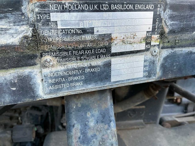 2002 new holland tm135 vierwielaangedreven landbouwtractor - afbeelding 35 van  40