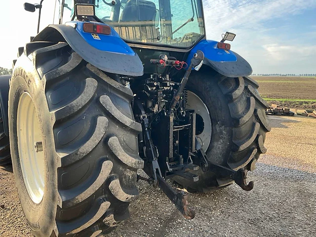 2002 new holland tm165 vierwielaangedreven landbouwtractor - afbeelding 9 van  42