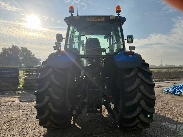 2002 new holland tm165 vierwielaangedreven landbouwtractor - afbeelding 41 van  42