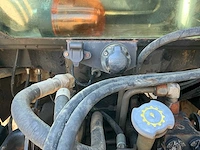 2002 new holland ts100 vierwielaangedreven landbouwtractor - afbeelding 6 van  46