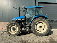 2002 new holland ts100 vierwielaangedreven landbouwtractor - afbeelding 12 van  46