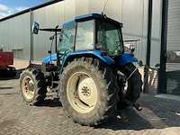 2002 new holland ts100 vierwielaangedreven landbouwtractor - afbeelding 23 van  46