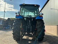 2002 new holland ts100 vierwielaangedreven landbouwtractor - afbeelding 34 van  46