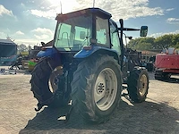 2002 new holland ts100 vierwielaangedreven landbouwtractor - afbeelding 42 van  46