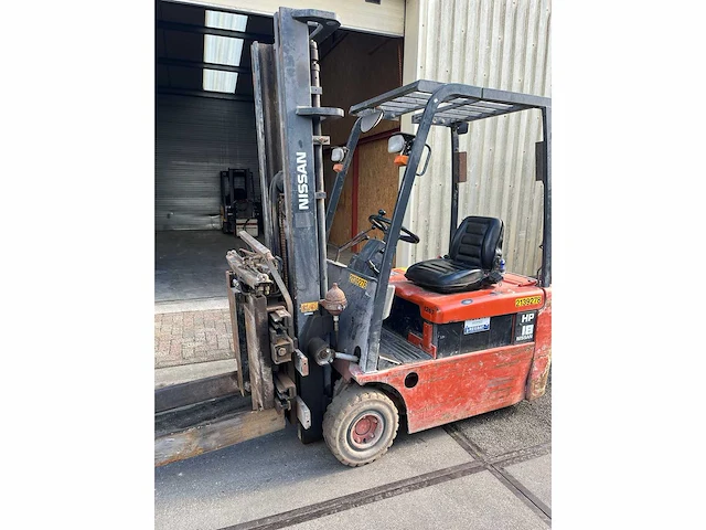 2002 nissan gnx1l18ho vorkheftruck - afbeelding 1 van  9