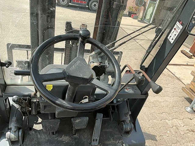 2002 nissan pj02 vorkheftruck - afbeelding 2 van  15