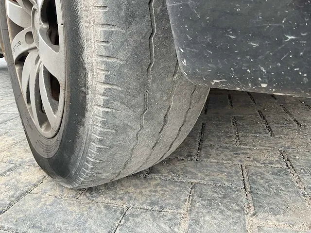 2002 opel vivaro - 1.9 tdi l1h1 bedrijfswagen - afbeelding 19 van  26