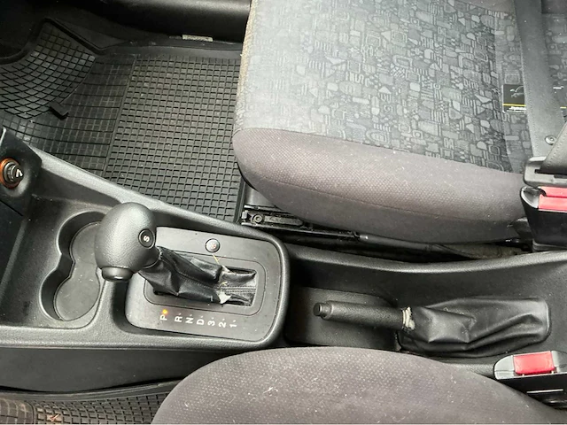 2002 opel zafira personenauto - afbeelding 8 van  25