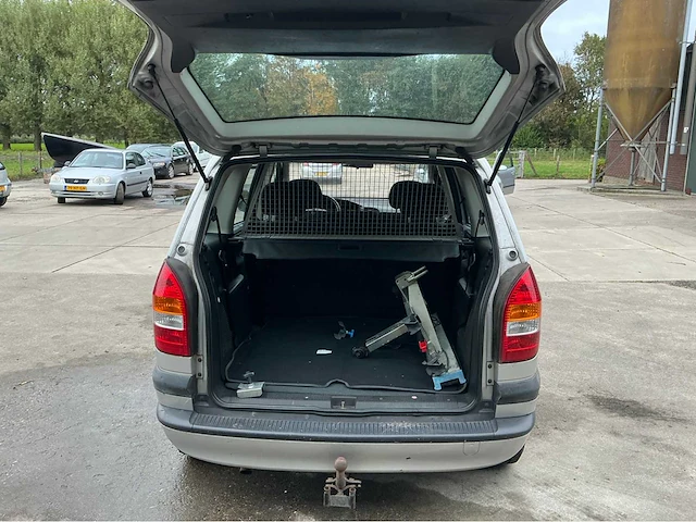 2002 opel zafira personenauto - afbeelding 14 van  25