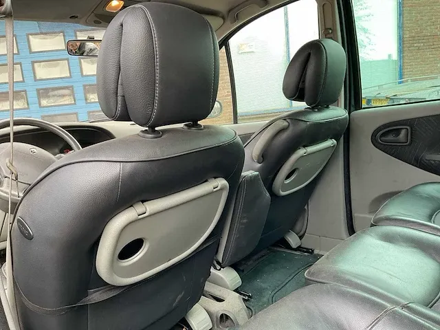 2002 renault scénic personenauto - afbeelding 19 van  37