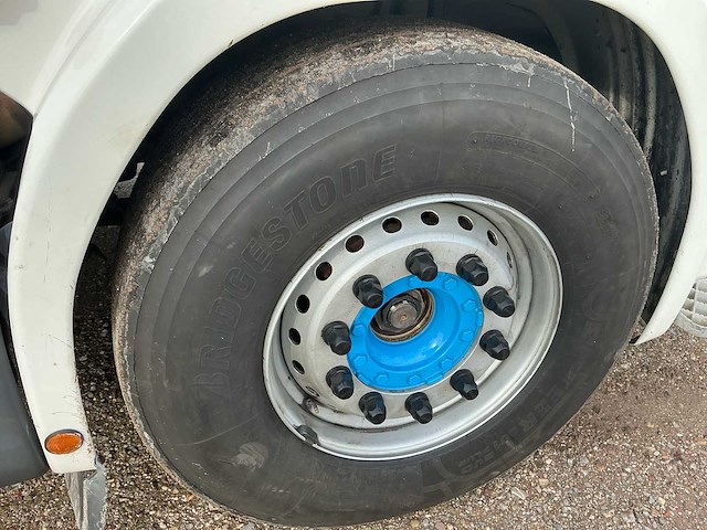 2002 scania 164l 480 vrachtwagen - afbeelding 7 van  46