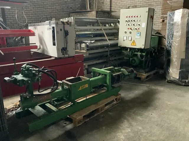 2002 schwing eksp 10 v hydraulische brikettenpers - afbeelding 1 van  7