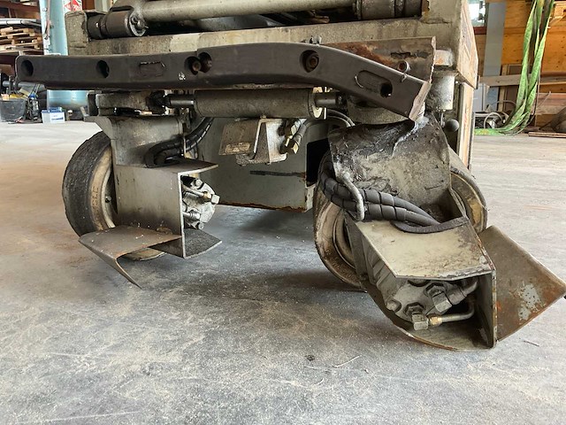 2002 skyjack sj3 3015 hoogwerker - afbeelding 13 van  15