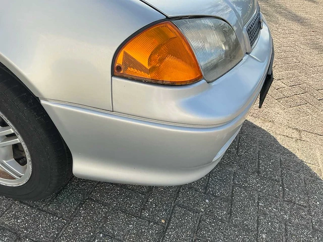 2002 suzuki swift personenauto - afbeelding 13 van  36