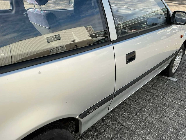 2002 suzuki swift personenauto - afbeelding 22 van  36