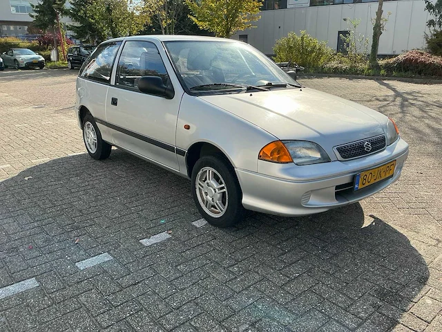 2002 suzuki swift personenauto - afbeelding 3 van  36