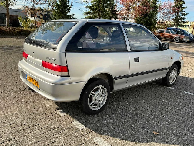 2002 suzuki swift personenauto - afbeelding 5 van  36