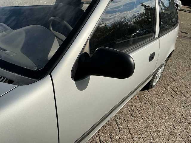 2002 suzuki swift personenauto - afbeelding 9 van  36
