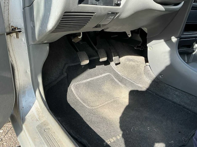 2002 suzuki swift personenauto - afbeelding 19 van  36