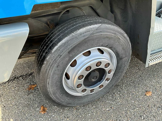 2002 terberg yt220 rangeertrekker - afbeelding 2 van  29