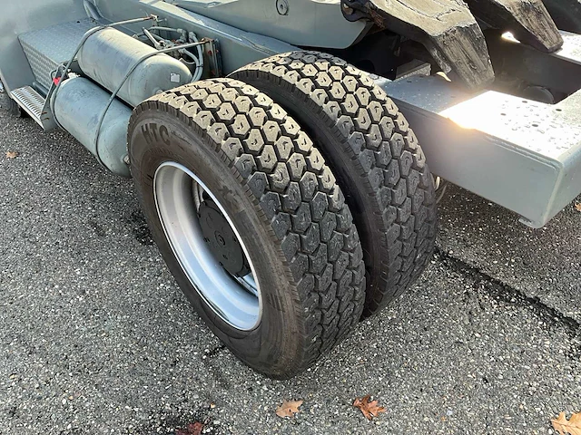 2002 terberg yt220 rangeertrekker - afbeelding 3 van  29