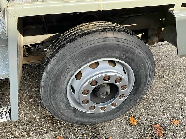 2002 terberg yt220 rangeertrekker - afbeelding 5 van  29