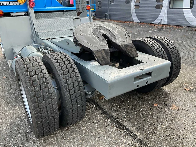 2002 terberg yt220 rangeertrekker - afbeelding 8 van  29