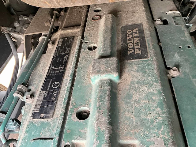 2002 terberg yt220 rangeertrekker - afbeelding 13 van  29