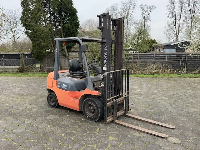 2002 toyota 02-7fdf25 vorkheftruck - afbeelding 1 van  20