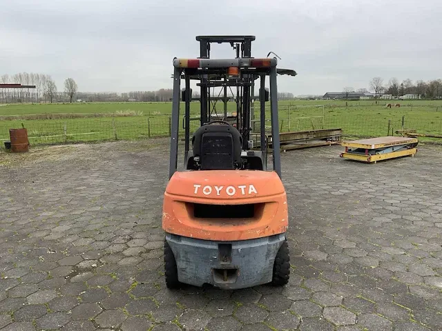2002 toyota 02-7fdf25 vorkheftruck - afbeelding 15 van  20