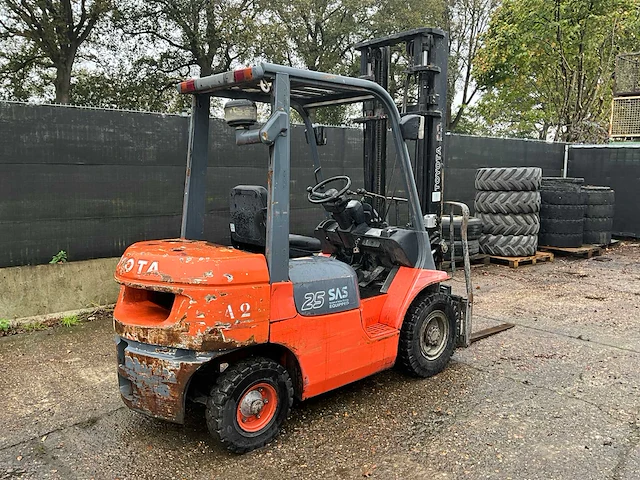 2002 toyota 02-7fdf25 vorkheftruck - afbeelding 18 van  24
