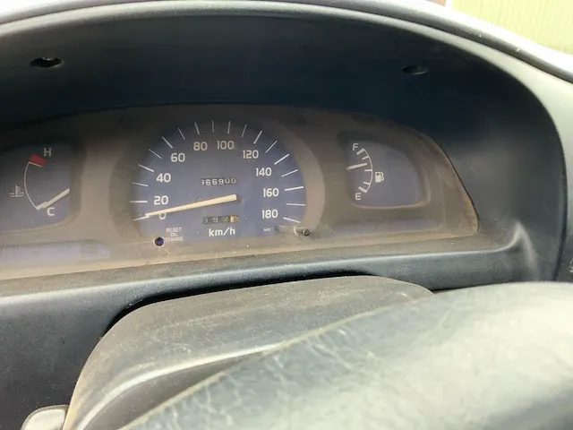 2002 toyota hilux 2.5 d4-d 100 extra bedrijfswagen - afbeelding 5 van  33
