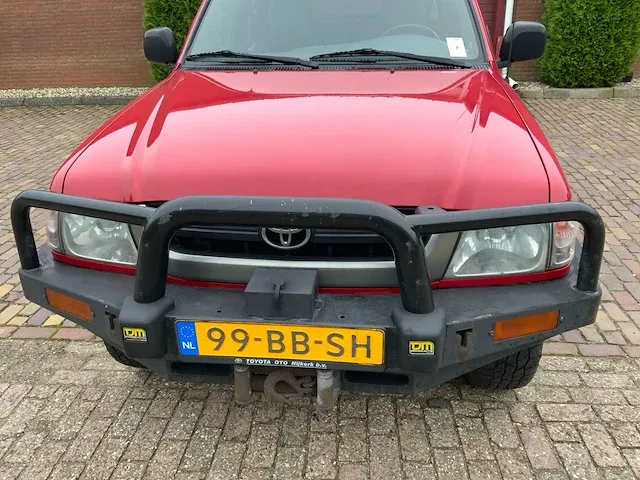 2002 toyota hilux 2.5 d4-d 100 extra bedrijfswagen - afbeelding 10 van  33