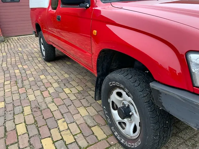 2002 toyota hilux 2.5 d4-d 100 extra bedrijfswagen - afbeelding 16 van  33