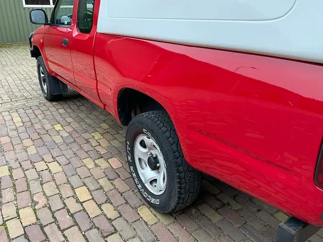 2002 toyota hilux 2.5 d4-d 100 extra bedrijfswagen - afbeelding 30 van  33