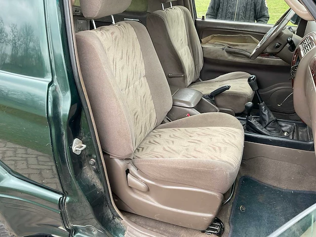 2002 toyota landcruiser 90 d-4d 3.0 bedrijfswagen (grijs kenteken) - afbeelding 35 van  51