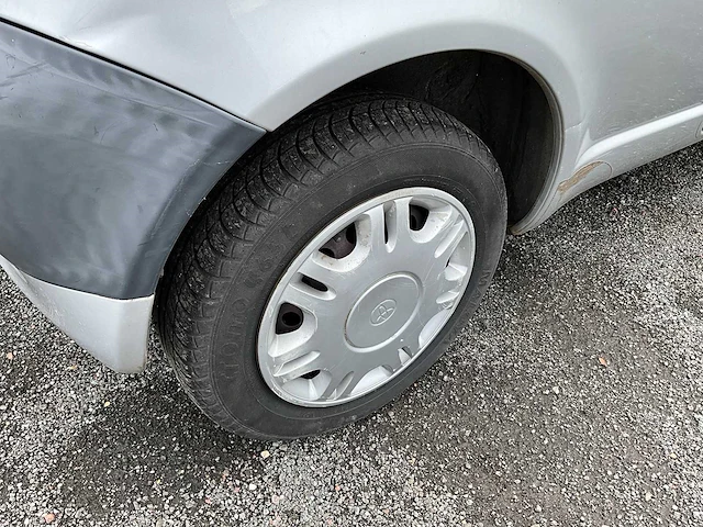 2002 toyota yaris 1.0 personenauto - afbeelding 3 van  28