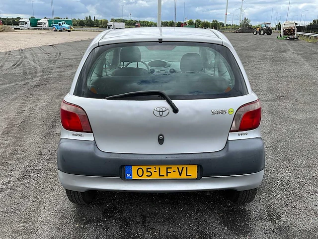 2002 toyota yaris 1.0 personenauto - afbeelding 23 van  28