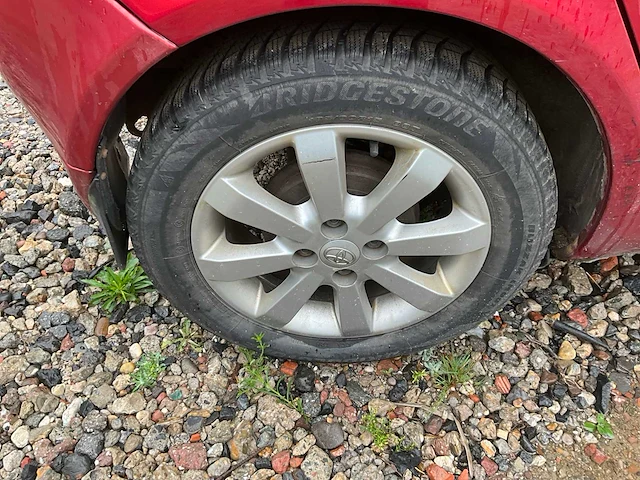 2002 toyota yaris personenauto - afbeelding 10 van  13